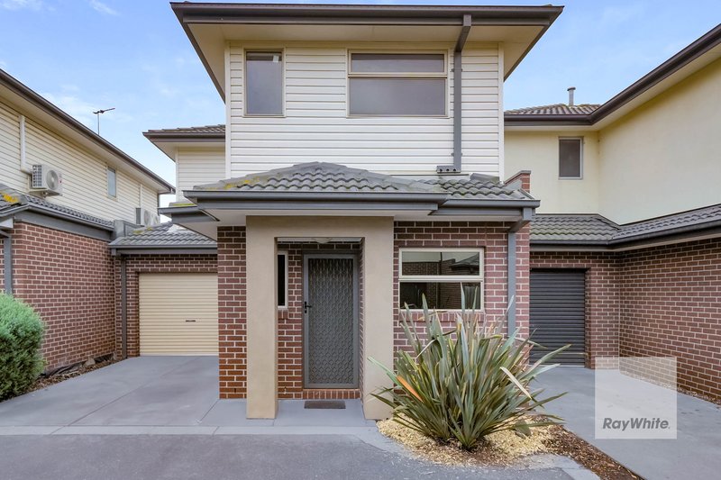 Photo - 5/2 Westbury Parkway, Roxburgh Park VIC 3064 - Image 2