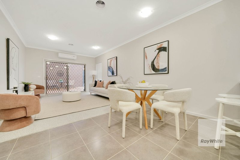 Photo - 5/2 Westbury Parkway, Roxburgh Park VIC 3064 - Image 7