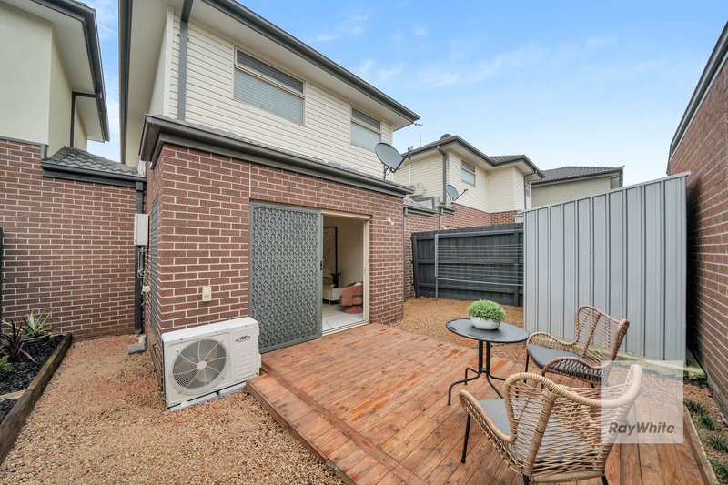 Photo - 5/2 Westbury Parkway, Roxburgh Park VIC 3064 - Image 16