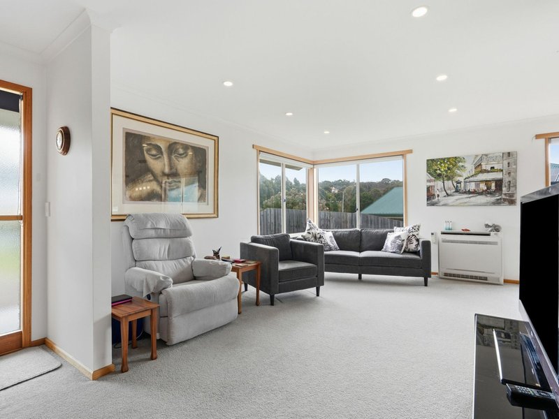 Photo - 52 Whitewater Crescent, Kingston TAS 7050 - Image 8