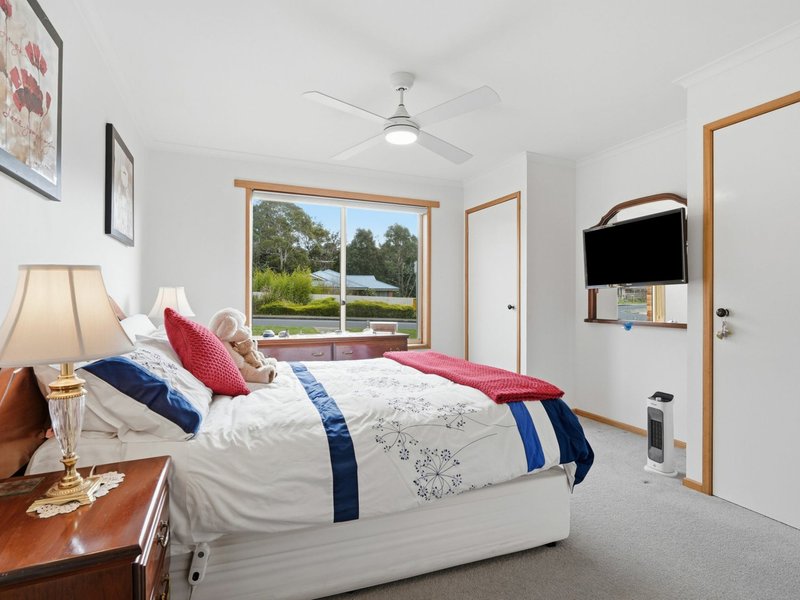 Photo - 52 Whitewater Crescent, Kingston TAS 7050 - Image 19