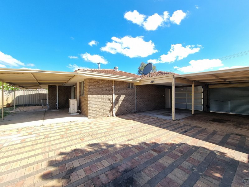 Photo - 52 Wilkinson Street, Gosnells WA 6110 - Image 10