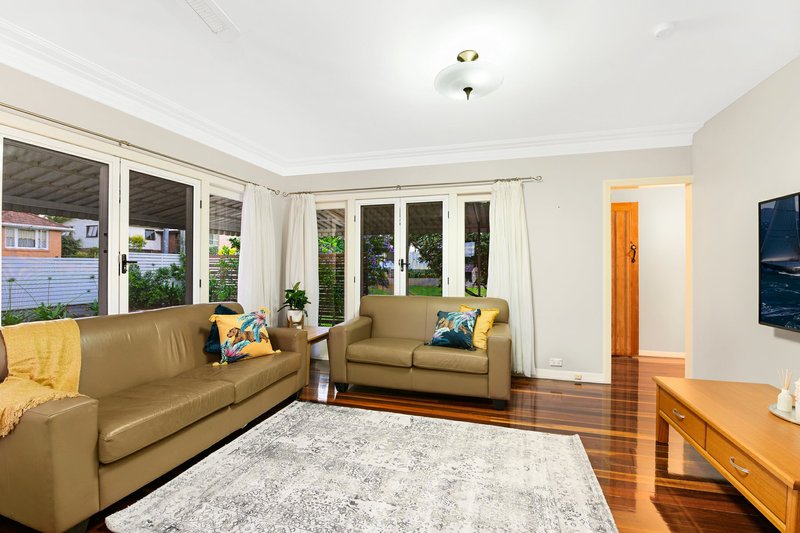 Photo - 52 Windrest Avenue, Aspley QLD 4034 - Image 5