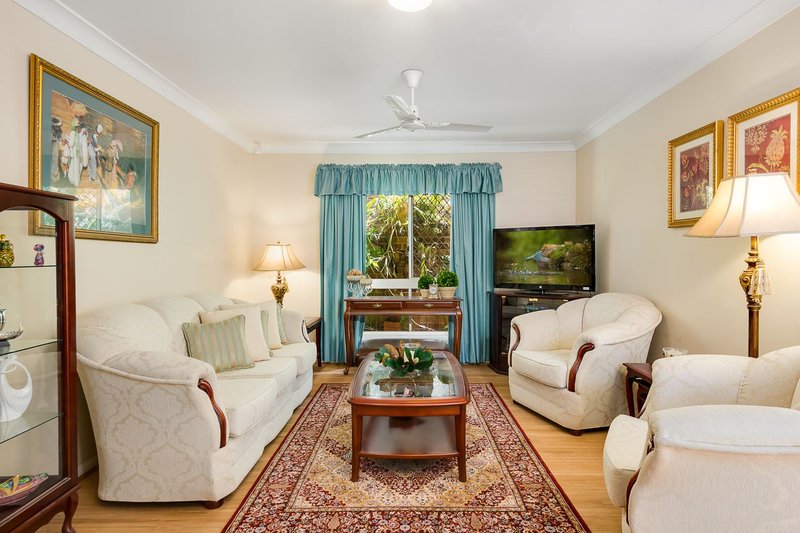 Photo - 52 Wivenhoe Circuit, Forest Lake QLD 4078 - Image 2