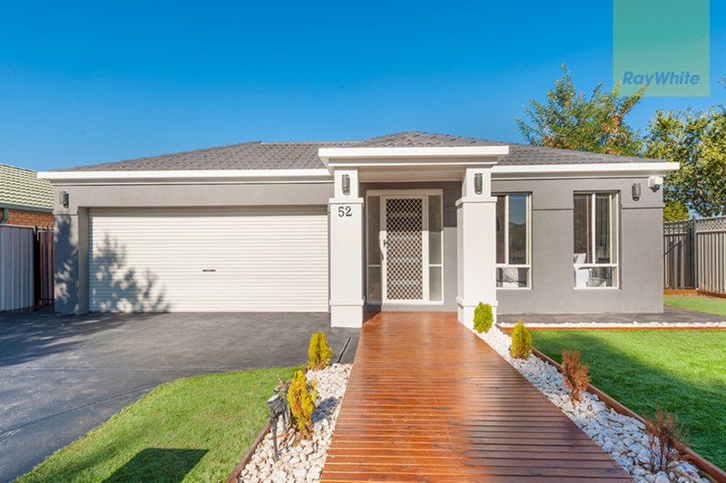 52 Woodlea Crescent, Craigieburn VIC 3064