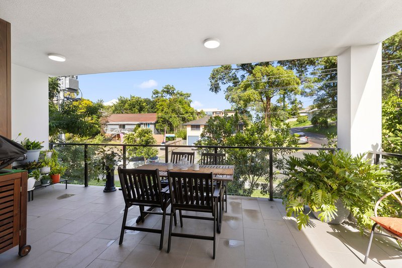 Photo - 5/2 Woolley Street, Indooroopilly QLD 4068 - Image 9