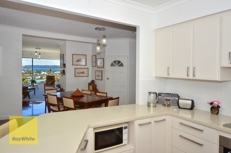 Photo - 52 Wylie Crescent, Middleton Beach WA 6330 - Image 6