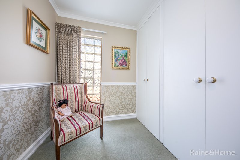 Photo - 52 Yellow Gum Boulevard, Sunbury VIC 3429 - Image 14