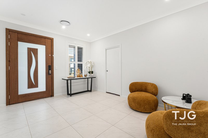 Photo - 52 Zeta Street, Box Hill NSW 2765 - Image 3
