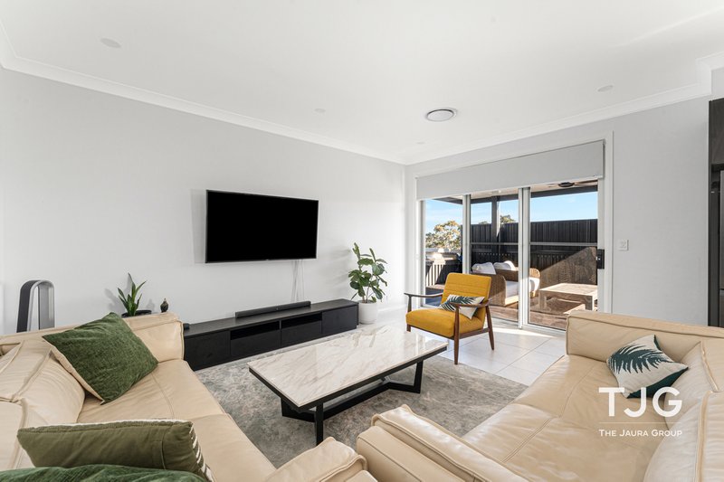 Photo - 52 Zeta Street, Box Hill NSW 2765 - Image 4