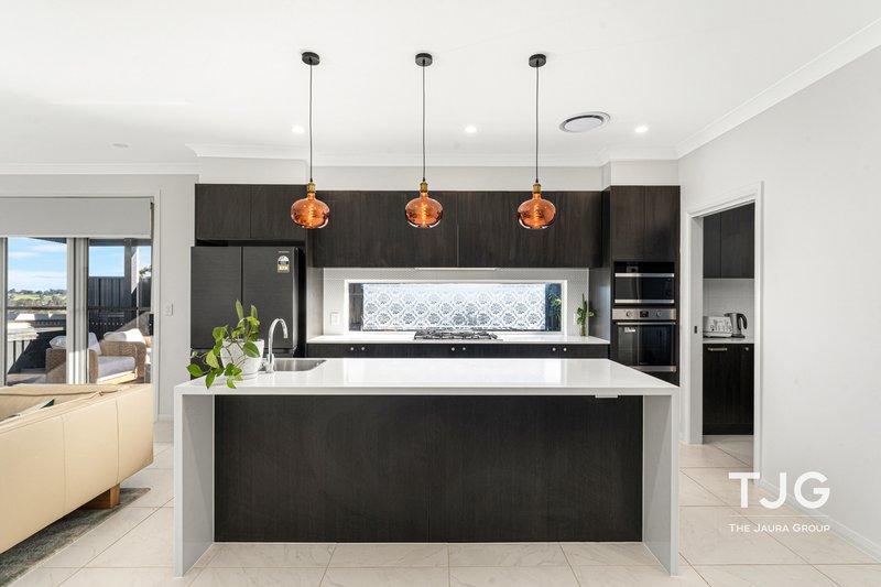 Photo - 52 Zeta Street, Box Hill NSW 2765 - Image 6