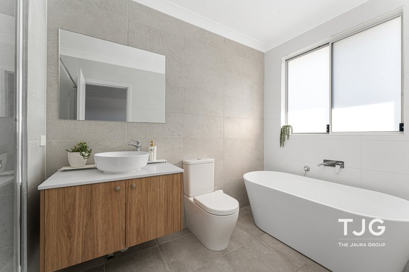 Photo - 52 Zeta Street, Box Hill NSW 2765 - Image 13
