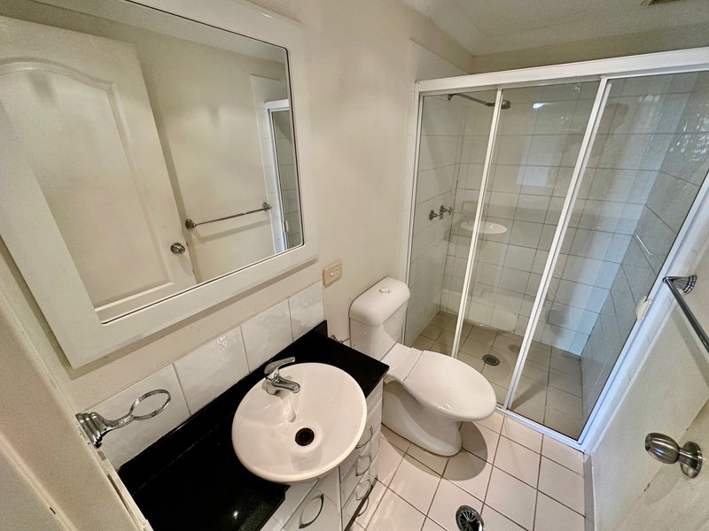 Photo - 5/20-22 Clifton Street, Blacktown NSW 2148 - Image 6