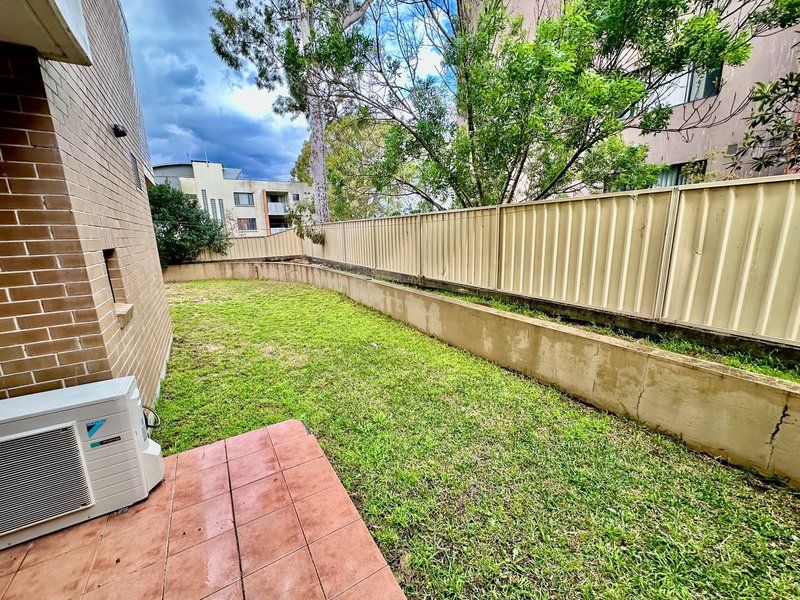 Photo - 5/20-22 Clifton Street, Blacktown NSW 2148 - Image 8