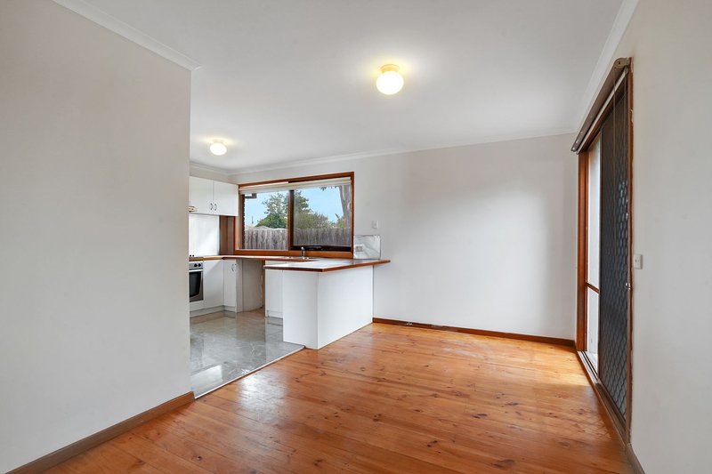 Photo - 5/20 Kelvinside Road, Noble Park VIC 3174 - Image 3