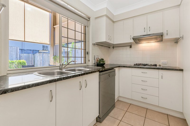 Photo - 5/20 Patrick Street, Norman Park QLD 4170 - Image 5