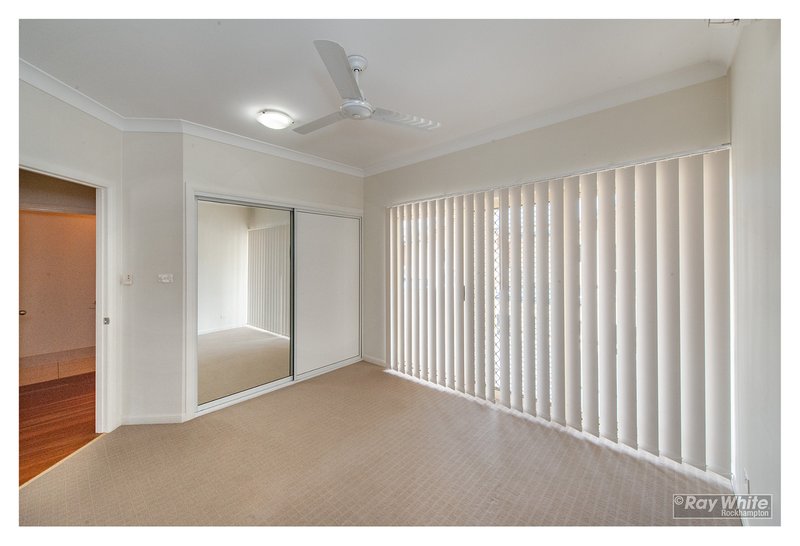 Photo - 5/200 Denham Street, Allenstown QLD 4700 - Image 11