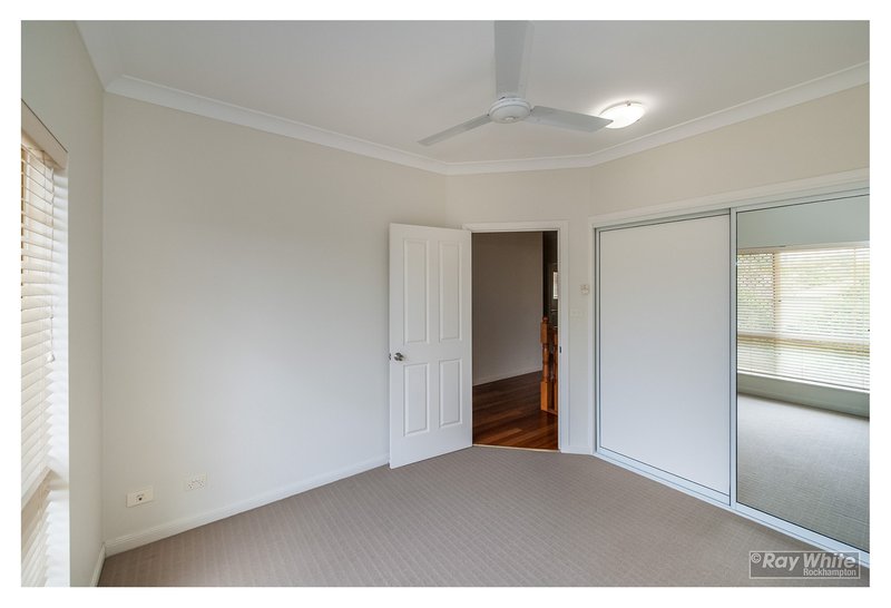 Photo - 5/200 Denham Street, Allenstown QLD 4700 - Image 12