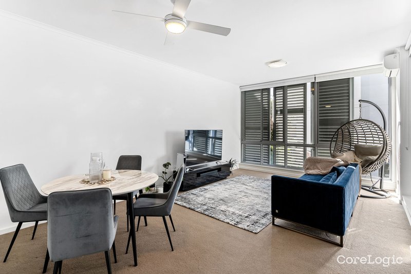 Photo - 5202/10 Sturdee Parade, Dee Why NSW 2099 - Image 4