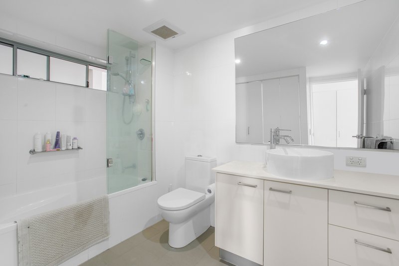 Photo - 5207/5 Emporio Place, Maroochydore QLD 4558 - Image 7