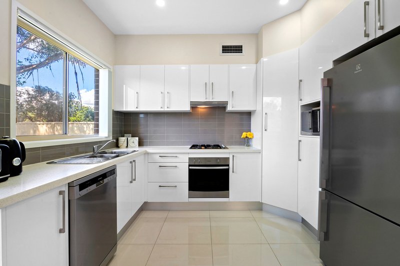 Photo - 5/21-23 Derby Street, Rooty Hill NSW 2766 - Image 2