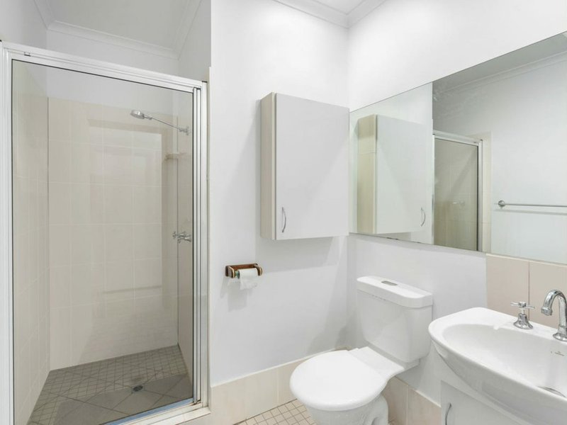 Photo - 5/21-23 Fairweather Street, Yorkeys Knob QLD 4878 - Image 2
