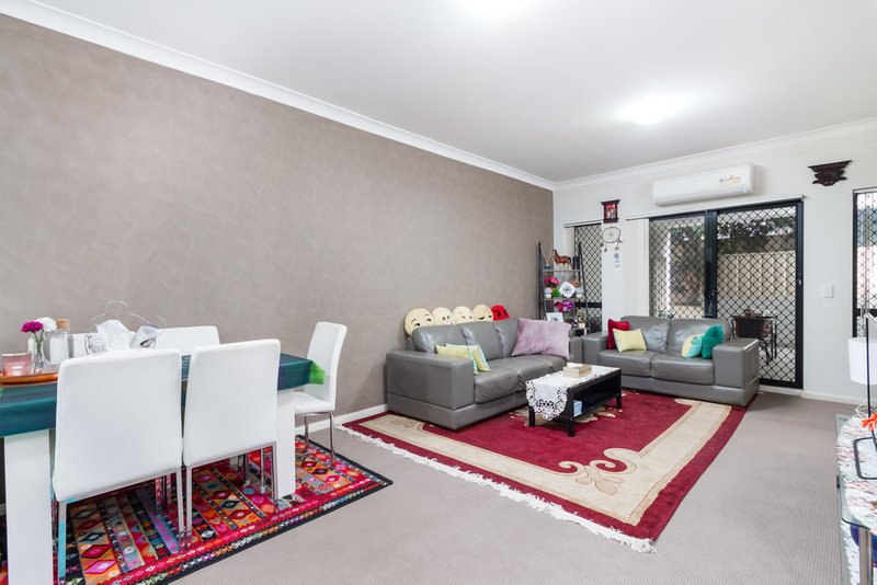 Photo - 5/21-29 Third Avenue, Blacktown NSW 2148 - Image 2