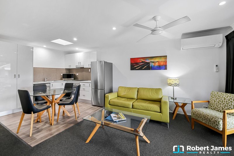 Photo - 521 & 522/3 Hilton Terrace, Tewantin QLD 4565 - Image 6