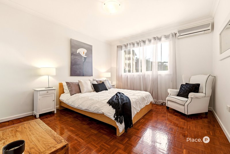 Photo - 5/21 Arran Avenue, Hamilton QLD 4007 - Image 21