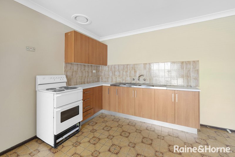 Photo - 5/21 St Albans Road, St Albans VIC 3021 - Image 4