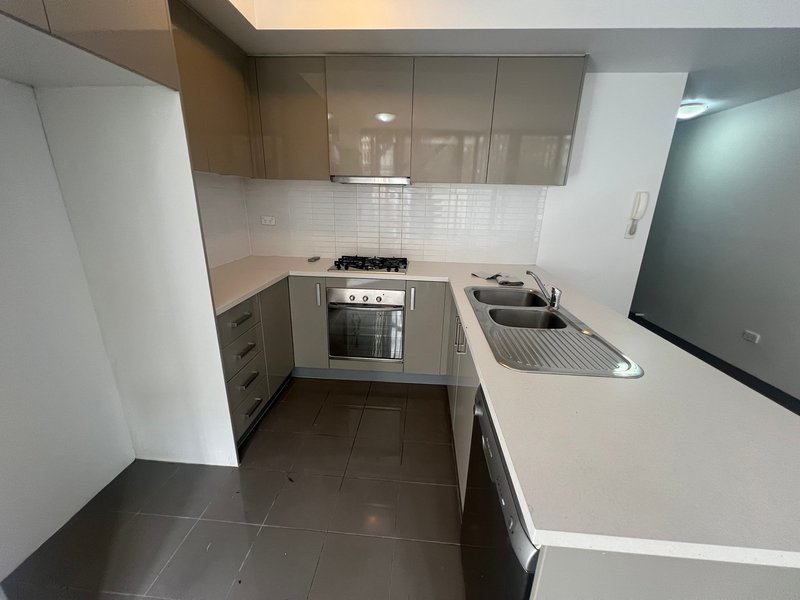 Photo - 52/10-16 Castlereagh Street, Liverpool NSW 2170 - Image 8