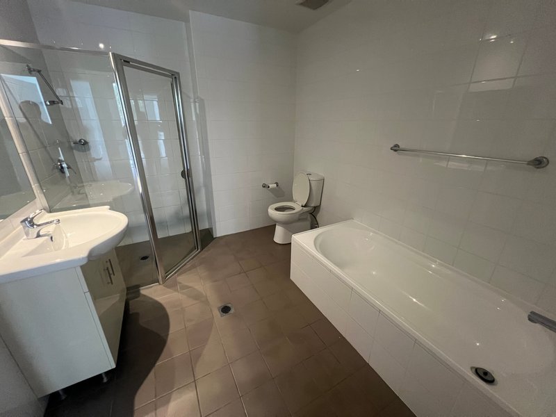 Photo - 52/10-16 Castlereagh Street, Liverpool NSW 2170 - Image 9