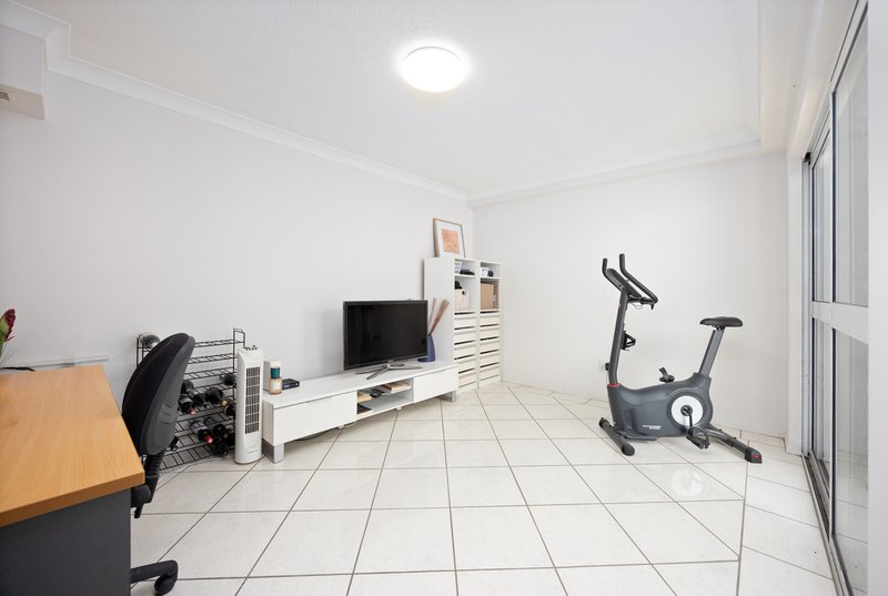 Photo - 52/100 Morala Avenue, Runaway Bay QLD 4216 - Image 8