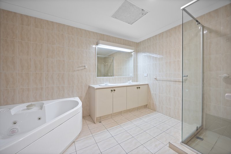Photo - 52/100 Morala Avenue, Runaway Bay QLD 4216 - Image 10