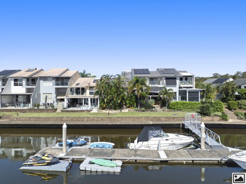 Photo - 52/100 Morala Avenue, Runaway Bay QLD 4216 - Image 23
