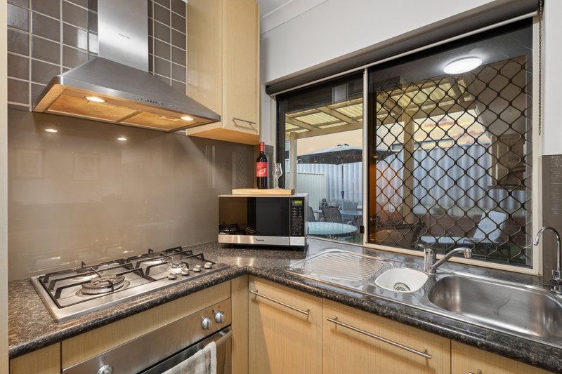 Photo - 5/219 North Beach Drive, Tuart Hill WA 6060 - Image 4