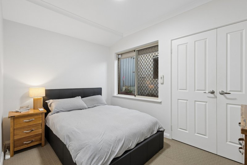 Photo - 5/219 North Beach Drive, Tuart Hill WA 6060 - Image 8