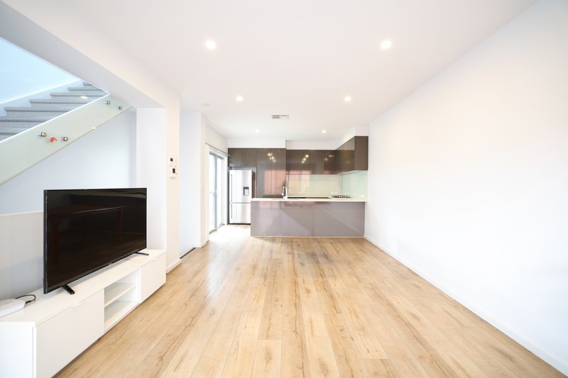 Photo - 5/22-26 Selby Street, Adelaide SA 5000 - Image 4