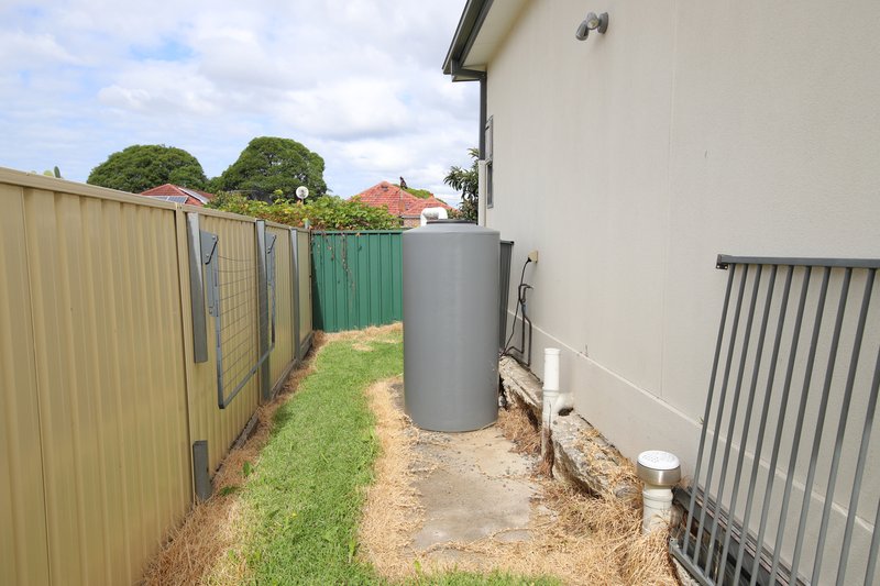 Photo - 5/22 Bouvardia Street, Punchbowl NSW 2196 - Image 8