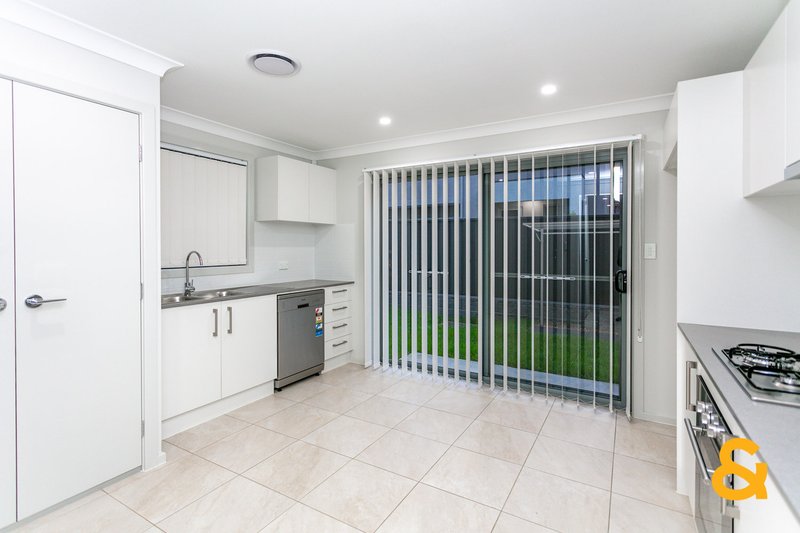 Photo - 5/22 Braddon Street, St Marys NSW 2760 - Image 3