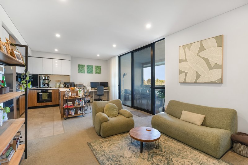 Photo - 5/22 Cassinia Road, Duncraig WA 6023 - Image 3