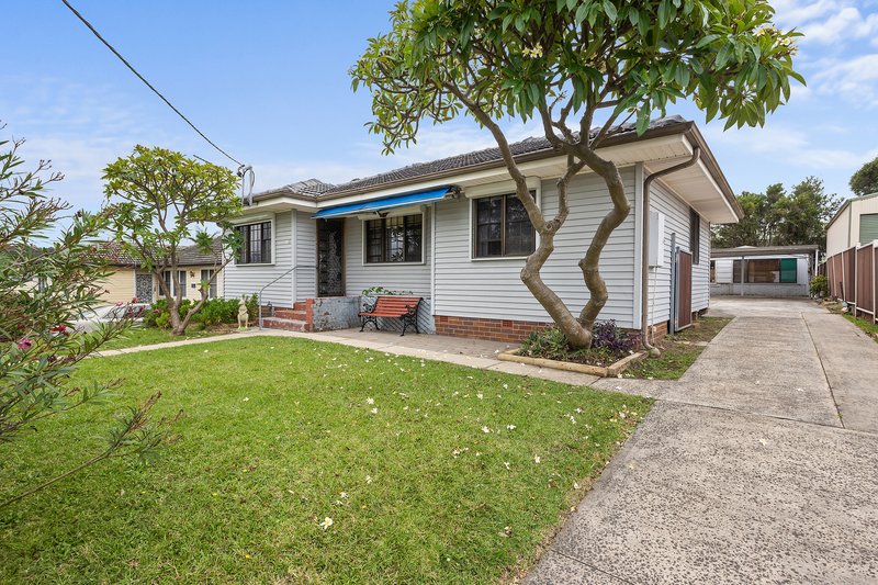 522 Northcliffe Drive, Berkeley NSW 2506