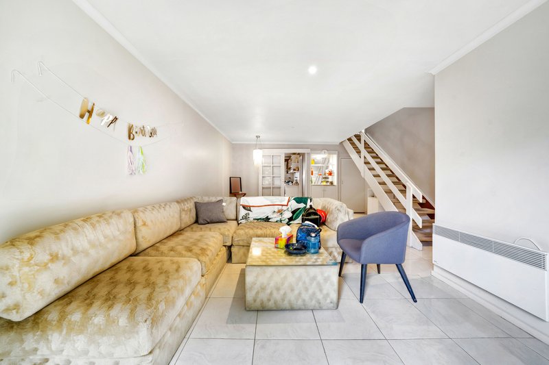 Photo - 5/22 Somerville Road, Hampton Park VIC 3976 - Image 6