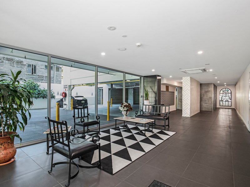 Photo - 52/27 Manning Street, Milton QLD 4064 - Image 12