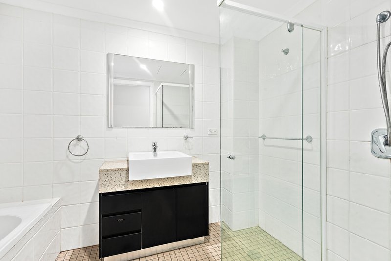 Photo - 5/23-25 Market Street, Wollongong NSW 2500 - Image 6