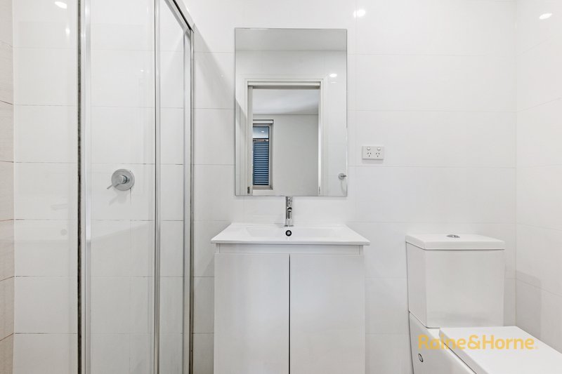 Photo - 5/23-27 Paton Street, Merrylands West NSW 2160 - Image 11