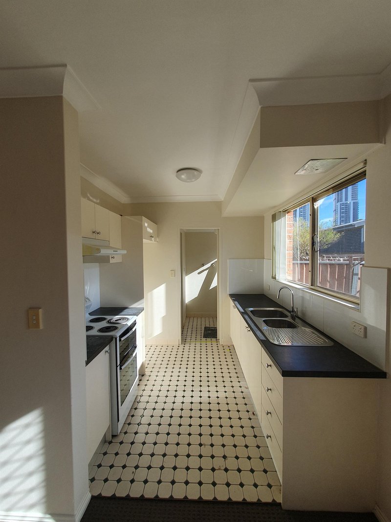 Photo - 5/23 Atkison Street, Liverpool NSW 2170 - Image 4