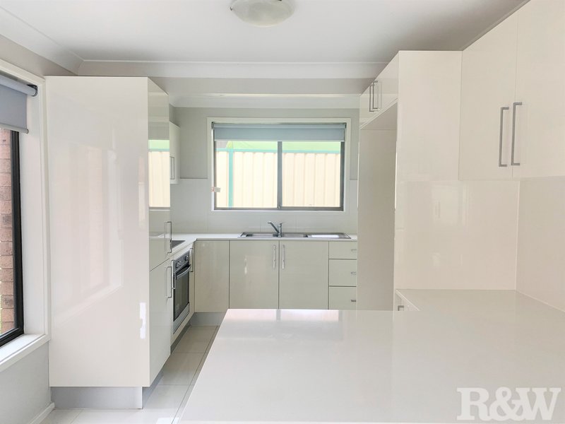 Photo - 5/23 Fifth Avenue, Blacktown NSW 2148 - Image 5