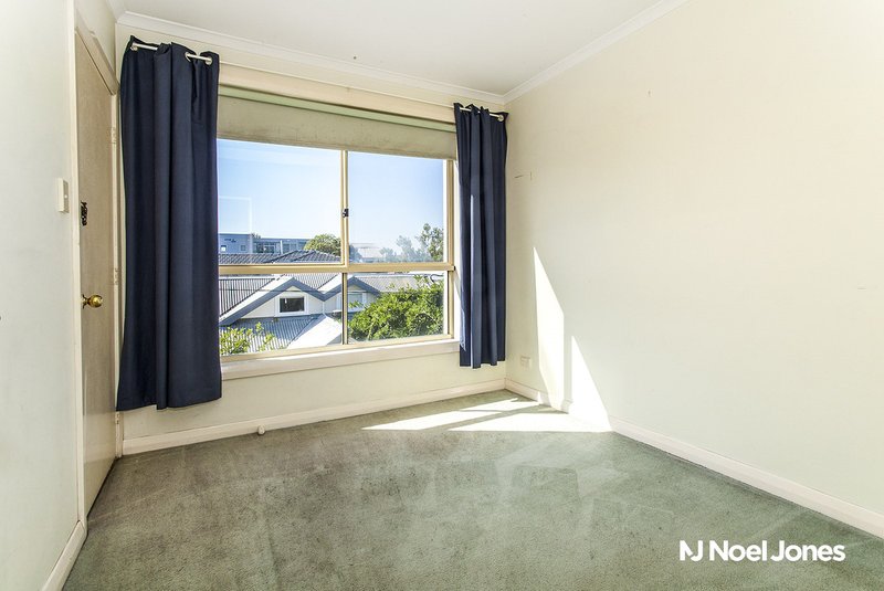 Photo - 5/23 Holtom Street East , Princes Hill VIC 3054 - Image 5