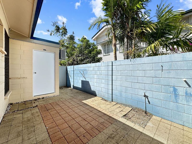 Photo - 5/23 Leigh Street, West End QLD 4810 - Image 8